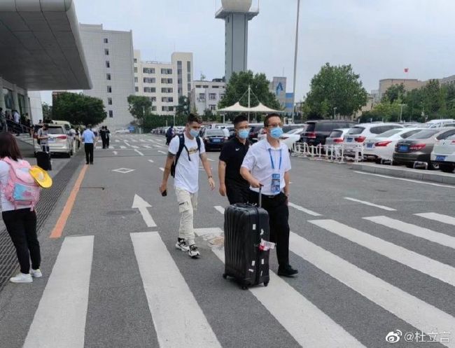 富二代迷恋的大明星，在富一代眼里，根本就登不得大雅之堂，更别说娶回家做儿媳妇了。